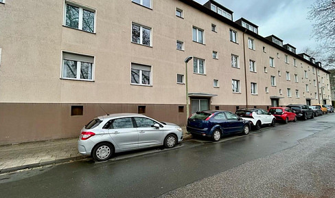 Reserved - Renovated apartment in a historic building, located very close to the university hospital in Holsterhausen.