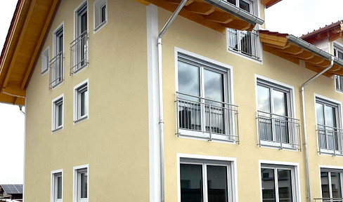 Brand new, never-occupied semi-detached house with 7 rooms.