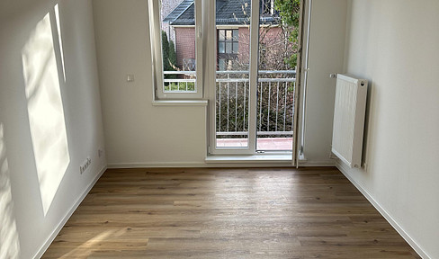 Moderne 3-Zimmer-Wohnung (79,5 m²) inkl. Einbauküche, Kellerraum und Südbalkon