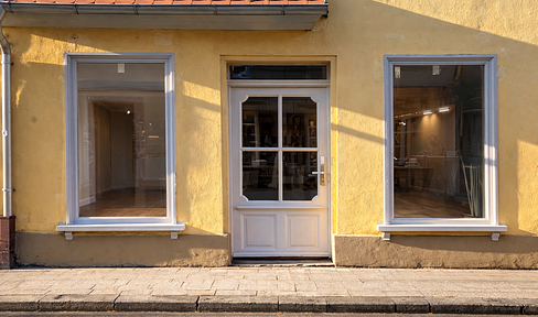 Representative retail space in the Ohm Birthplace – Highly desirable location near the university campus and "kubic".