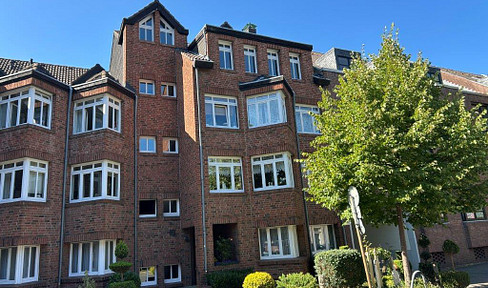 2 Zimmer Wohnung mit Balkon &  Blick ins Grüne