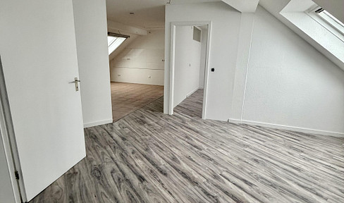 5-Zimmer-Wohnung mit 2 Bädern und Gäste-WC in Wuppertal-Barmen