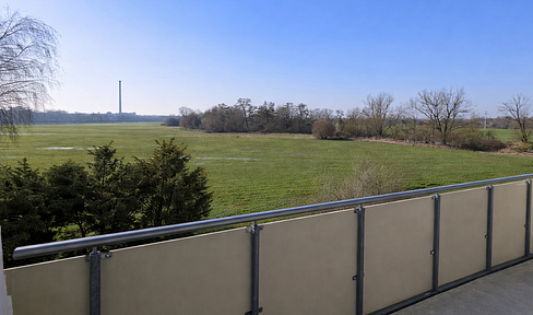 Brand new apartment with a panoramic balcony, available in Erlangen, without any agency fees.