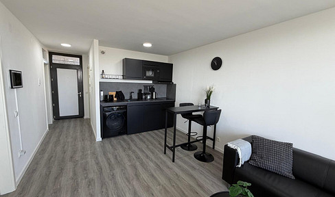 Cozy, fully furnished 2-room apartment with a balcony, in a good location.