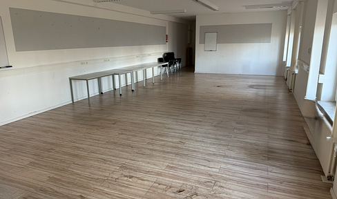 Büro-, und Lagerfläche