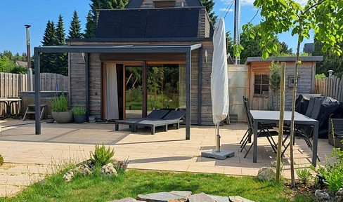 Spitzdachhaus - Energieklasse A in unverbaubarer Randlage