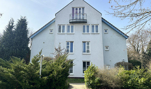 Moderne 4-ZKB Erdgeschosswohnung mit Terrasse & Garten in ruhiger Lage