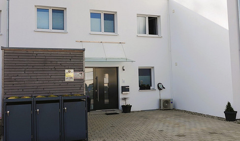 PROVISIONSFREI: Neuwertige Doppelhaushälfte in RV - energieeffizient, hochwertig, familienfreundlich