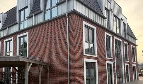 Ground floor apartment with balcony/garden in Elmshorn (KfW financing available, subject to creditworthiness).