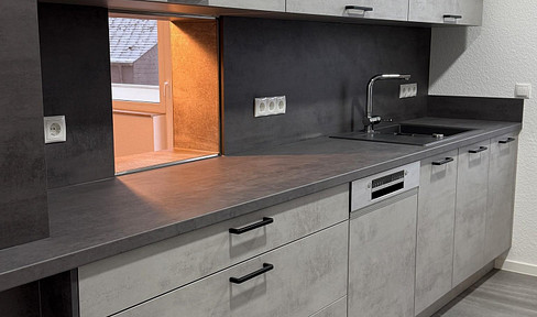 3-room apartment / 1st floor / modern and stylish / with balcony in Andernach.