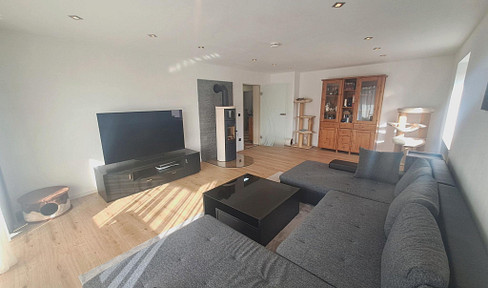 Charmante 4-Zimmer-Wohnung mit separater Wohnküche und zwei Bädern in Rosenheim zu verkaufen