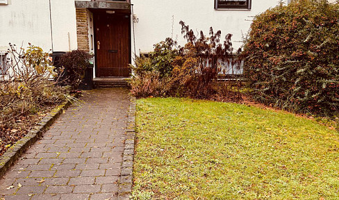 Detached house in a row, located on Eschberg hill.