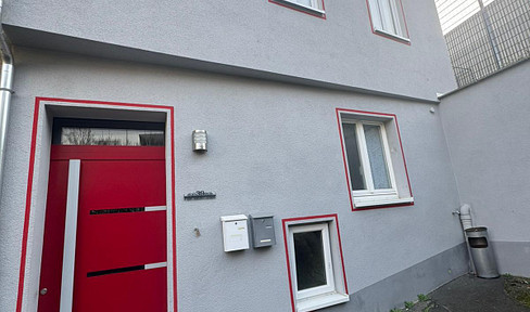 Renditeobjekt 16%, vermietetes Haus in Kitzingen, 2 Bäder, 2 Küchen