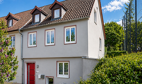 Renditeobjekt 16%, vermietetes Haus in Kitzingen, 2 Bäder, 2 Küchen