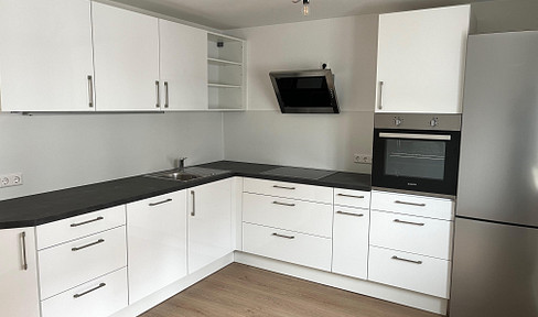 Stilvolle 4-Zimmer-Wohnung mit EKB und Balkon in Singen Nordstadt!