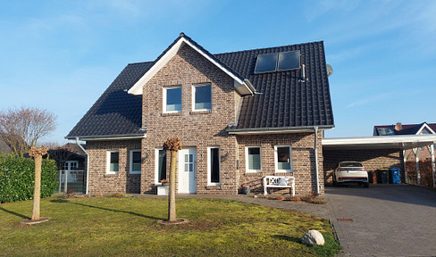 Modernes Einfamilienhaus in Oberlangen