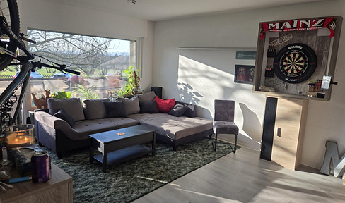 2-room apartment with fitted kitchen in Hochheim.