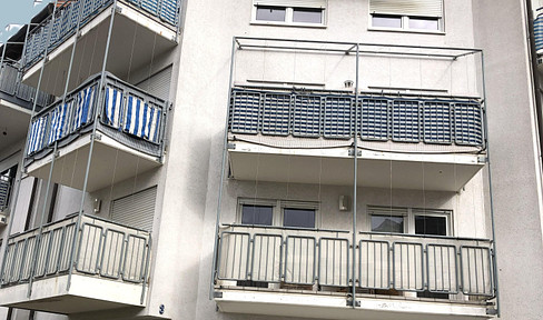 Helle, gemütliche 3 ZKB Wohnung mit 2 Balkonen, Tiefgaragenstellplatz und Aufzug