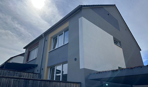 Family dream home in Flein: A+ energy rating, 2.5 bathrooms, 144 square meters, 5 bedrooms, XXL terrace, and a quiet street perfect for playing.