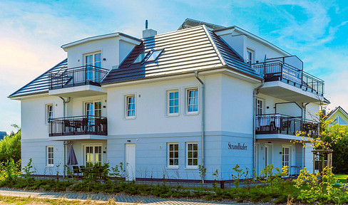 Well-maintained holiday apartment *just 200 meters from the beach*.