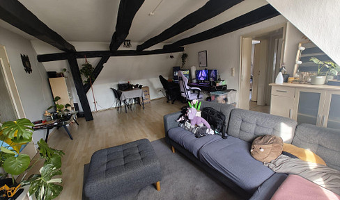 Charmante 2-Zimmer-Dachgeschosswohnung mit Fachwerkcharme
