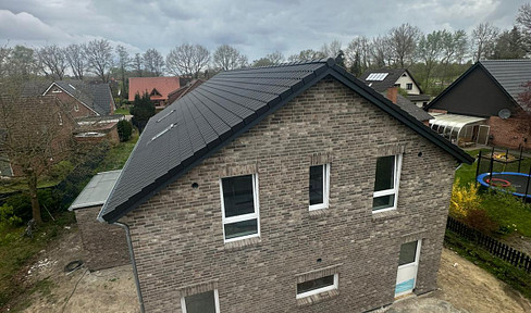 NEW CONSTRUCTION | FIRST OCCUPANCY! EXCLUSIVE SEMI-DETACHED HOUSE / ONE HALF OF A SEMI-DETACHED HOUSE in SELSINGEN, near Zeven!