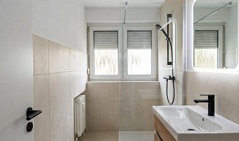 Commission-free: Completely renovated 3-room apartment in Kehl-Goldscheuer – Available for first occupancy from April, including a garage.