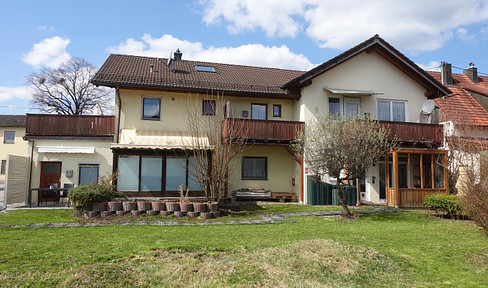 Multi-family house in a very desirable location in Peißenberg-Wörth.