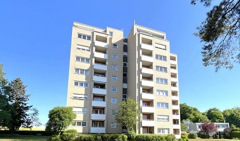 Newly renovated 4-room apartment with a south-facing balcony and a stunning panoramic view over the Blautal valley.