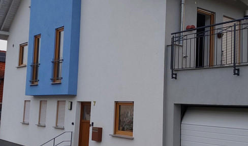 Semi-detached house, solid construction, with garden.