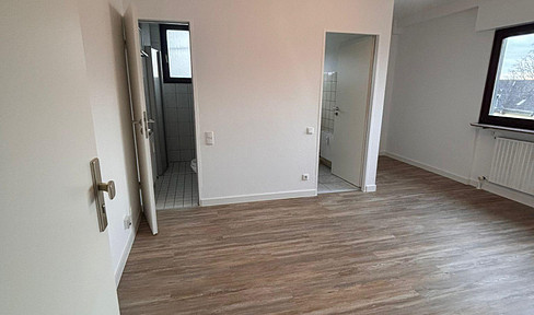 Modern one-bedroom apartment near the Nordwestkrankenhaus (Nordwest Hospital).