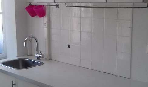 Pforzheim North - Three-room apartment with balcony.
