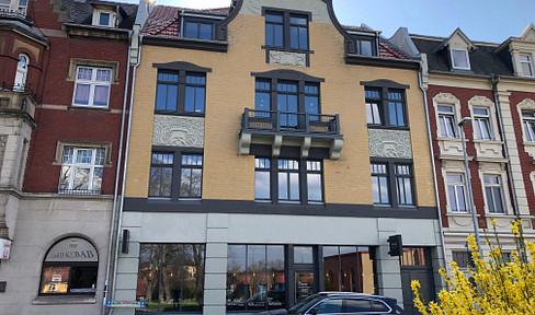 Top-sanierte Praxis / Ladeneinheit / Praxis in Bestlage / Loftwohnung