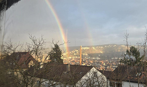 3 ZW in schöner Halbhöhen-Aussichtslage mit Balkon