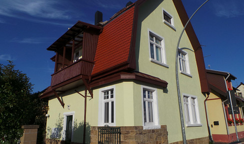 Charming apartment in a former vineyard – excellent public transportation connections.