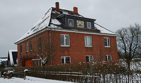 Helle und großzügig geschnittene Mansardenwohnung