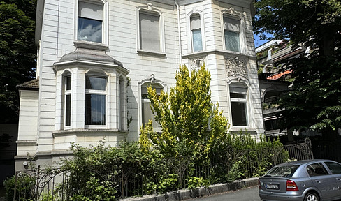 Stilvolle Altbauwohnung in Villa | 4 Zimmer | Maisonette | Balkon | Bestlage Witten-Zentrum