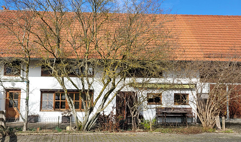 House for sale with workshop and outbuilding, located in a rural area.