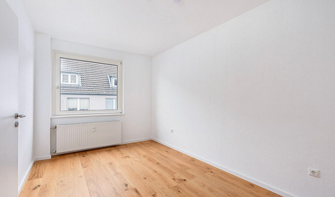 2.5-room apartment in Rath, suitable for personal use or as an investment property.