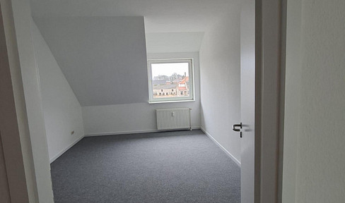 Beautiful, bright 2-room attic apartment in Meyenburg.