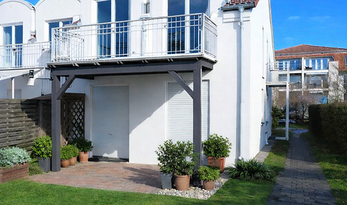 Renovated detached house with 187 square meters of living space, including a finished basement.