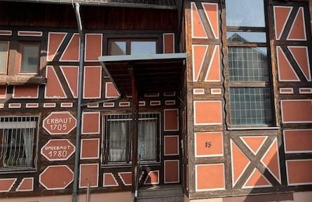 Beautiful, bright 3-room attic apartment in Florstadt-Staden.