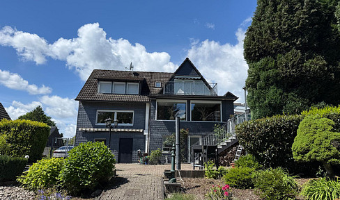 Coming home – A detached house with a large garden, located in a quiet and desirable area of Remscheid.