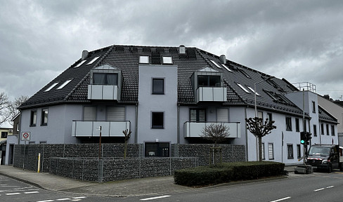 Fully occupied and nearly new multi-family house with photovoltaic system, built to new construction standards, offering ESG-compliant investment potential as a key portfolio asset!