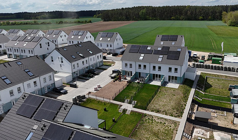 Nur noch ein Neubau-Reihenhaus verfügbar – Erstbezug in Roth-Eckersmühlen