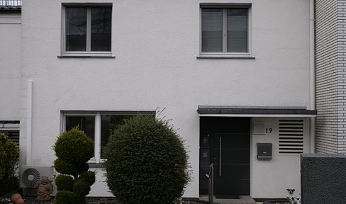 Modernized terraced house in a cul-de-sac location in Wellinghofen, Dortmund.