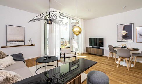 Beautiful, bright, and fully furnished new apartment located near the Alster lake.