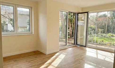 First occupancy: 2-room apartment, quiet and central location, private garden, energy efficiency rating A+.