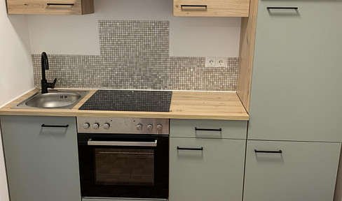 Top-Lage Garconniere Innsbruck Klinik / Hauptuni mit großem Balkon