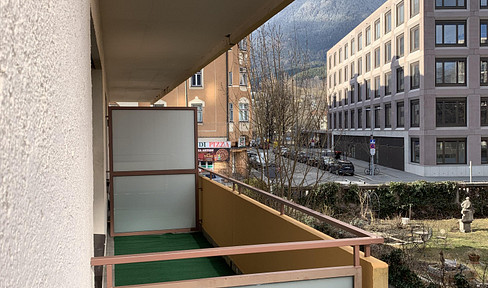 Top-Lage Garconniere 30 qm Innsbruck Klinik / Hauptuni mit großem Balkon